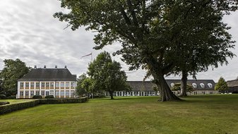Sndbjerg Manor, the garden